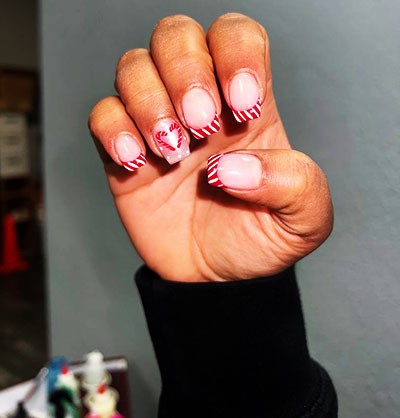 Deluxe Nails