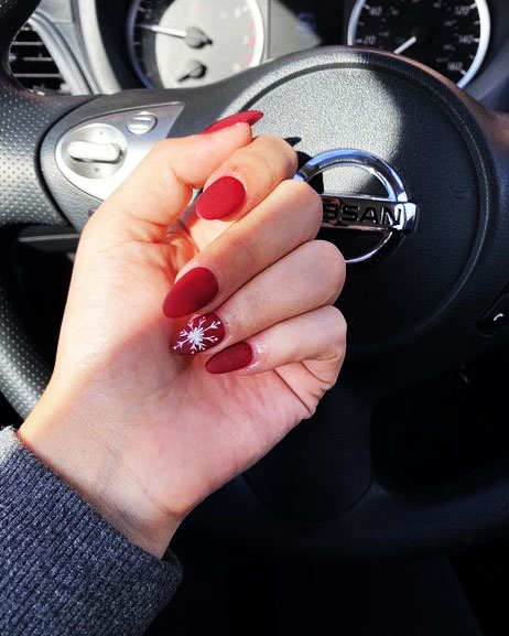 nail model Five Star Nails & Spas