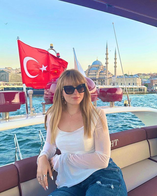 Istanbul girl